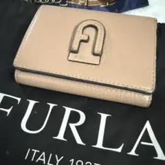 FURLA 三つ折り財布 サーモンピンク現行ロゴのサムネイル