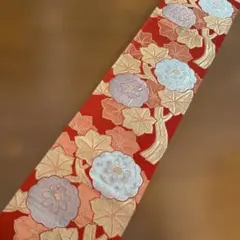 和風テーブルランナー　　146朱色帯・花と葉の刺繍