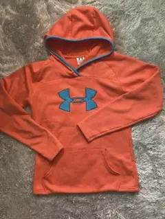Under Armour オレンジ フード付きパーカー裏起毛