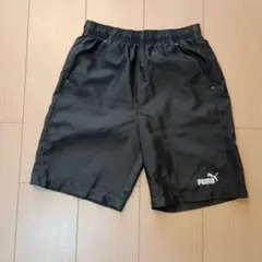 PUMA ブラックショートパンツ 水着 男の子用　スイムウェア