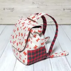 ぷくっと可愛いベビーリュック　くま柄　Handmadeのサムネイル
