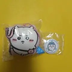 映画ちいかわ 人魚の島のひみつ クッションマスコット ちいかわ　くら寿司缶バッジ