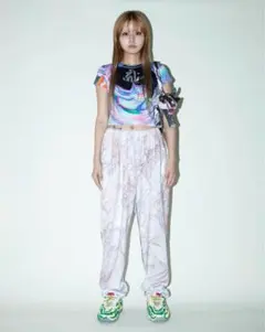 KOBINAI My Me 良い気を渦巻いてあなたを巻き込むTshirts