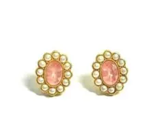 Item thumbnail for item 6503bd14-0a68-401f-beb4-c07adcf150c4