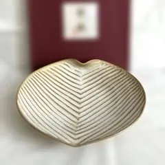 Item thumbnail for item 6b1dc3a5-d6ce-4a79-8377-bdbb98101480