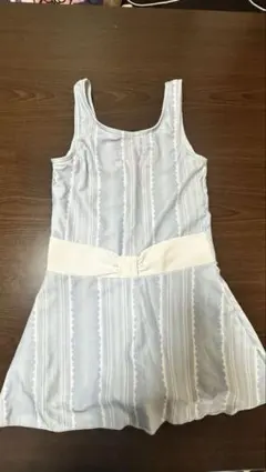 水色と白のストライプ ワンピース水着150cm