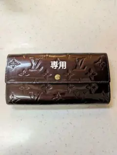 ルイヴィトンモノグラムヴェルニポルトフォイユ サラ