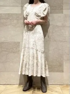 ★美品★ SNIDEL 花柄ワンピース