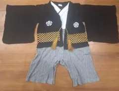 黒い紋付き袴ロンパース　90センチ　黒とストライプ柄　着物 ベビー服