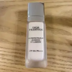 Dior プレステージホワイト ル プロテクター UVルミエール