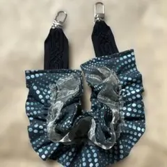 フリル付きスマホハンドストラップ