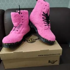 2026年最新】ドクターマーチン ピンクの人気アイテム - メルカリ