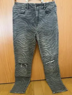 Item thumbnail for item b32ec609-92db-4b7a-af02-af4a54758291