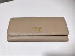 PRADA サフィアーノレザー 長財布 ベージュ