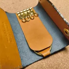 4連キーケース（リザード本革）