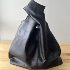 Item thumbnail for item 6de4557a-9dc7-420f-815f-d5f0a292e572