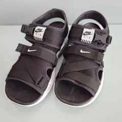 Item thumbnail for item e5873cd4-bce8-489b-b981-0c7008e98e9c