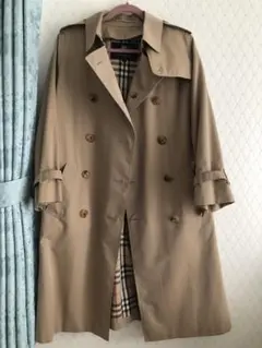 Burberry ベージュ トレンチコート (クリーニング済み)のサムネイル
