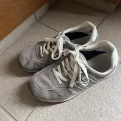 New Balance340 スニーカー グレー　　23.5センチのサムネイル
