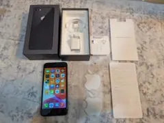 【美品・付属品完備】iPhone 8 スペースグレイ 64GB