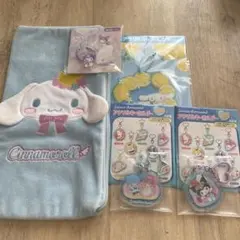 シナモロール　クロミ　一番くじ　アクリルキーホルダー　たまごっちシール３セット