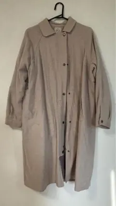 ベージュ トレンチコート