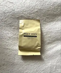 VELYVELY オーラハニーグロークッション リフィル 13 FAIRのサムネイル