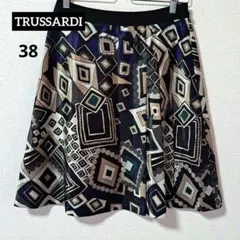 TRUSSARDI 幾何学模様 総柄 ひざ丈 フレアスカート 38 光沢のサムネイル