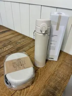 Item thumbnail for item 76daf8f3-9683-4d63-b3e1-7267991e1adb