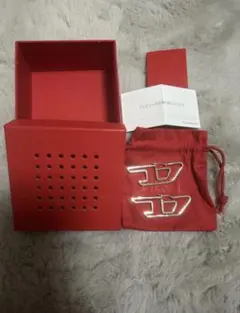 ディーゼル Dロゴ フープピアス