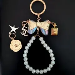 CHANEL2025ホリデー限定 カメリア　コメットチャーム