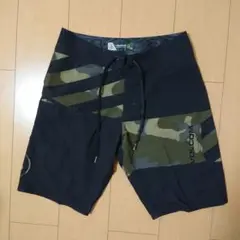 VOLCOM ハーフパンツ サーフパンツ 迷彩 カモ