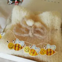 【 未使用品 】∼１００ハンドメイドデザインモヘアニットケープ　ポンチョ