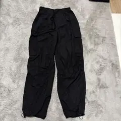 ブラックカーゴパンツ ウエスト調整可能