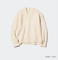 UNIQLO Vネックニット オフホワイト