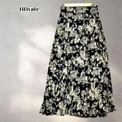 【新品】ティティベイト 花柄プリーツロングスカート Mサイズ 黒色　総柄のサムネイル