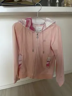 #レディーパーカーのサムネイル