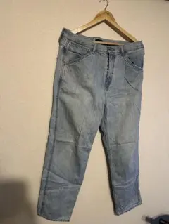 【値下げしました】UNIQLO ライトブルーデニムパンツ 33×32