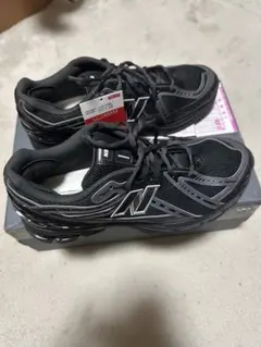 New Balance 1906R Black スニーカーのサムネイル