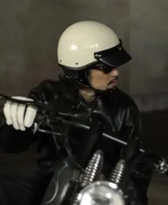 SMALL SHORT HELMET アイボリー ヘルメットのサムネイル