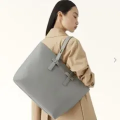未使用 FURLA フルラ ジョーヴェ トートバッグ 大きいサイズ L