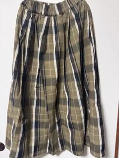 クオーレストア　チェック フレアスカート Fサイズ