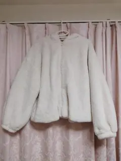 レイカズン　ボアフード付きジャンパー　Мサイズ　美品