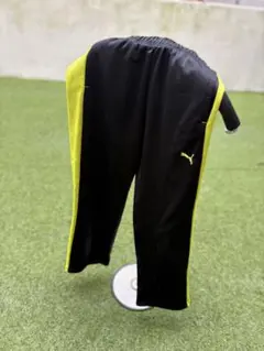 PUMA パンツ ブラック イエロー 140cmのサムネイル