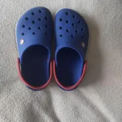 crocs クロックス ブルー 青 赤いライン サンダル J3 21cm