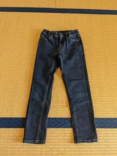 ユニクロウルトラストレッチデニムスリムフィットパンツ（ファスナー付き）