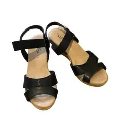 しまむら　サンダル　ヒール　厚底 黒