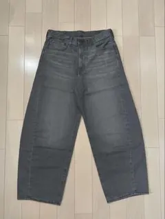 【GU】バレルレッグジーンズ