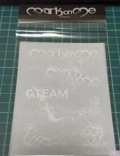 &TEAM mark on me 韓国サクノステッカー