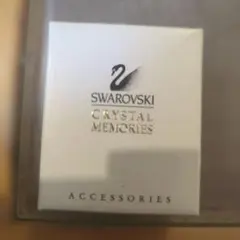 SWAROVSKI　ブローチ